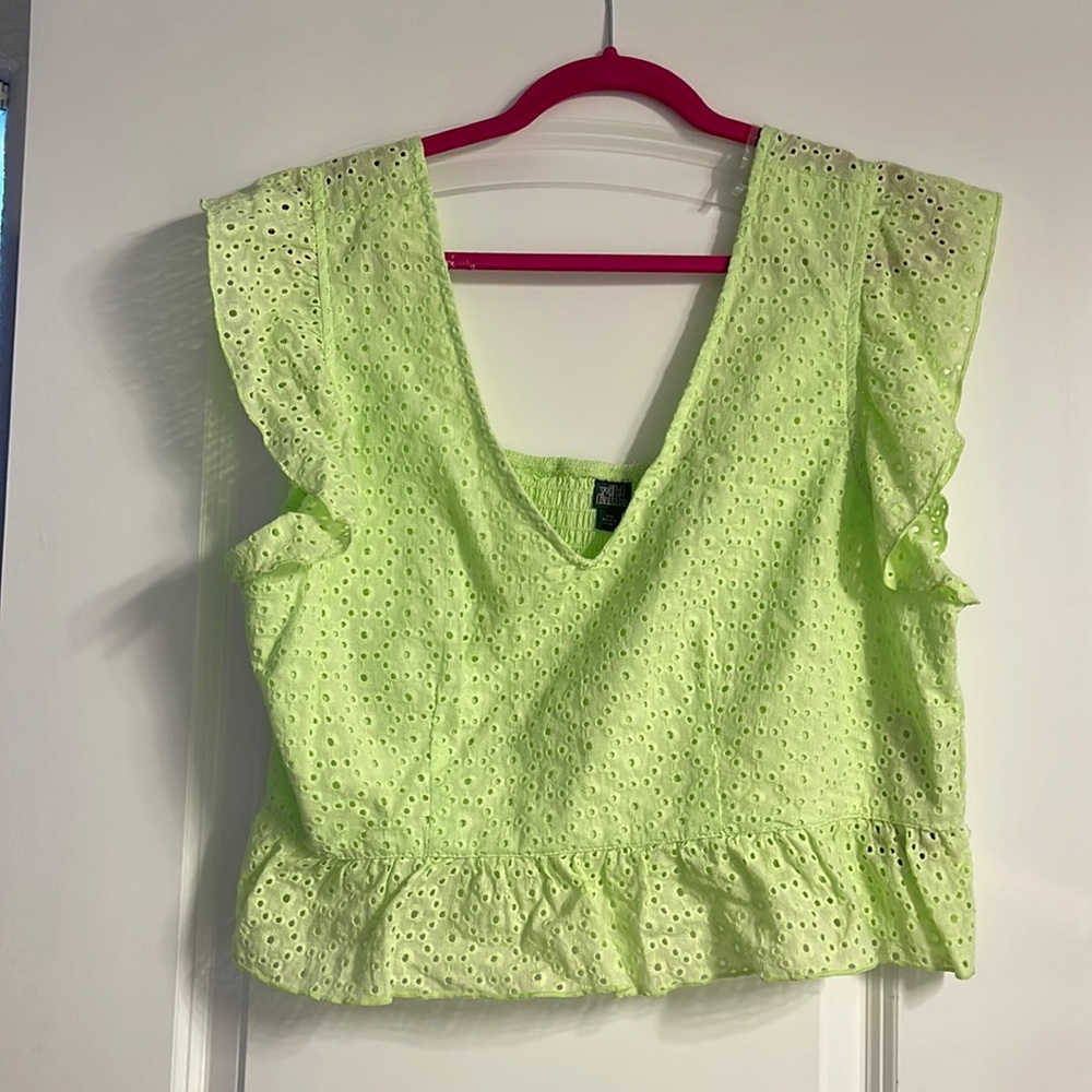 Crop top